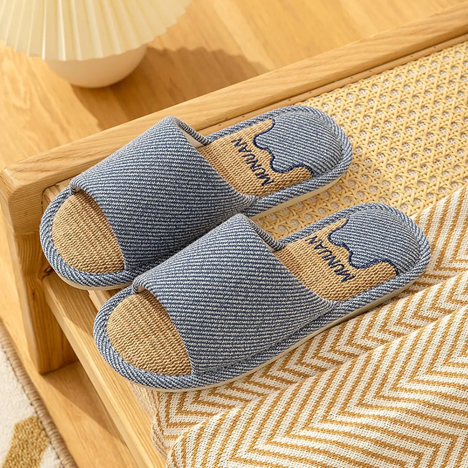 Cloud Slides Travel Slippers for Women Foldable Shower Shoes for Living Room Pool Beach Spa Public Showers