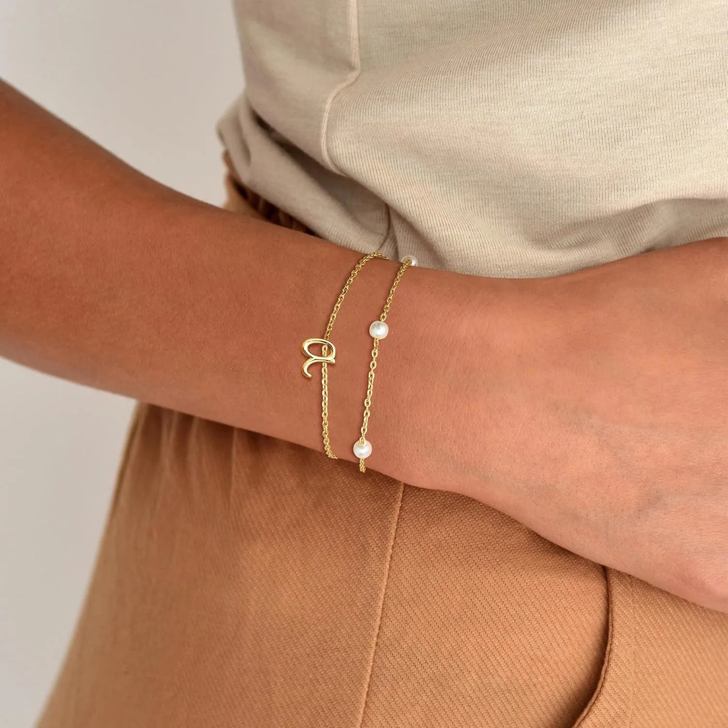 Dochais Gold Pearl Bracelets for Women Initial Bracelets 14K Gold Plated Layered Beaded Letter Initial Bracelet Dainty Pearl Bracelets for Women Trendy Gold Pearl Letter Charm Bracelet Jewelry