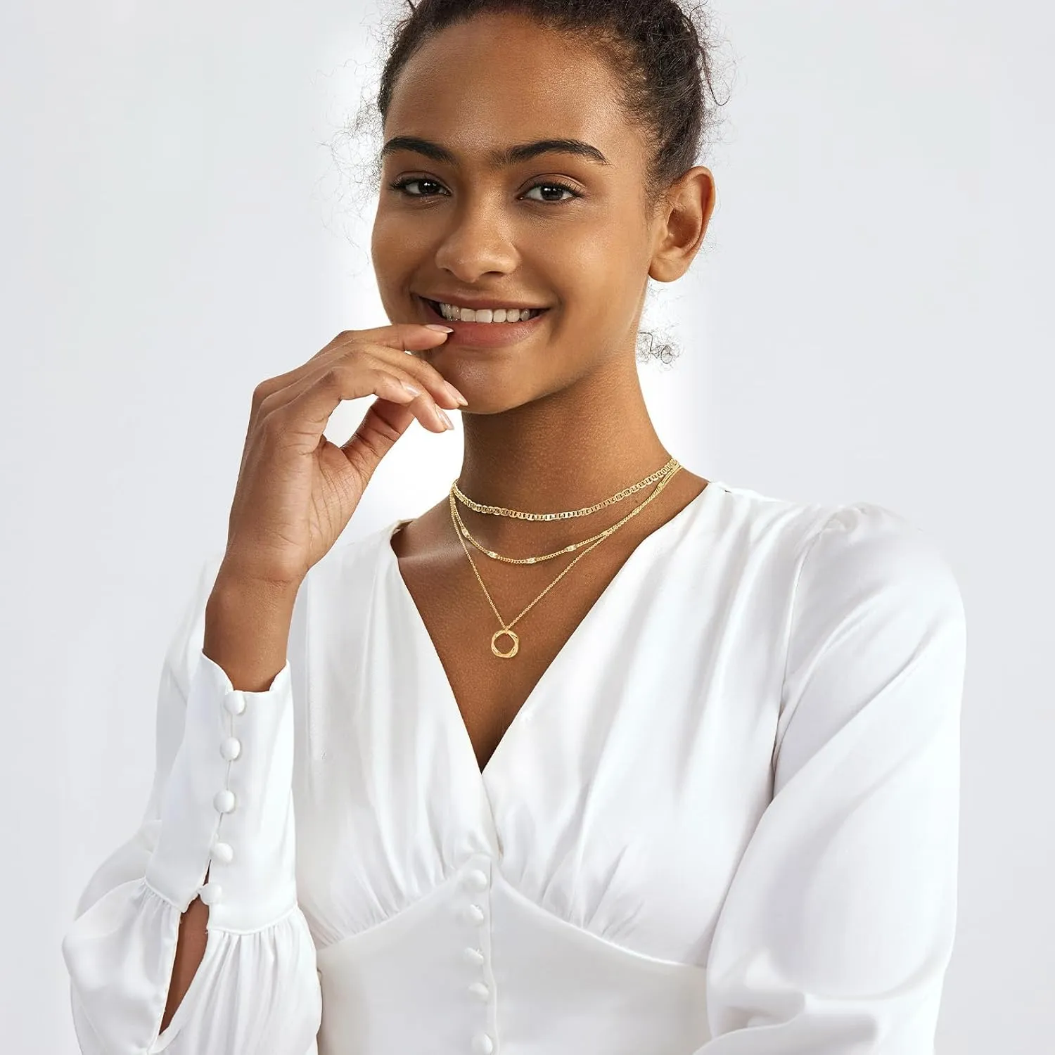 Gold Layered Necklaces for Women 14k Gold Plated Dainty Stackable Choker Necklaces for Women Trendy Layering Circle Paperclip Chain Cute Pendant Necklace Set Gold Jewelry for Women