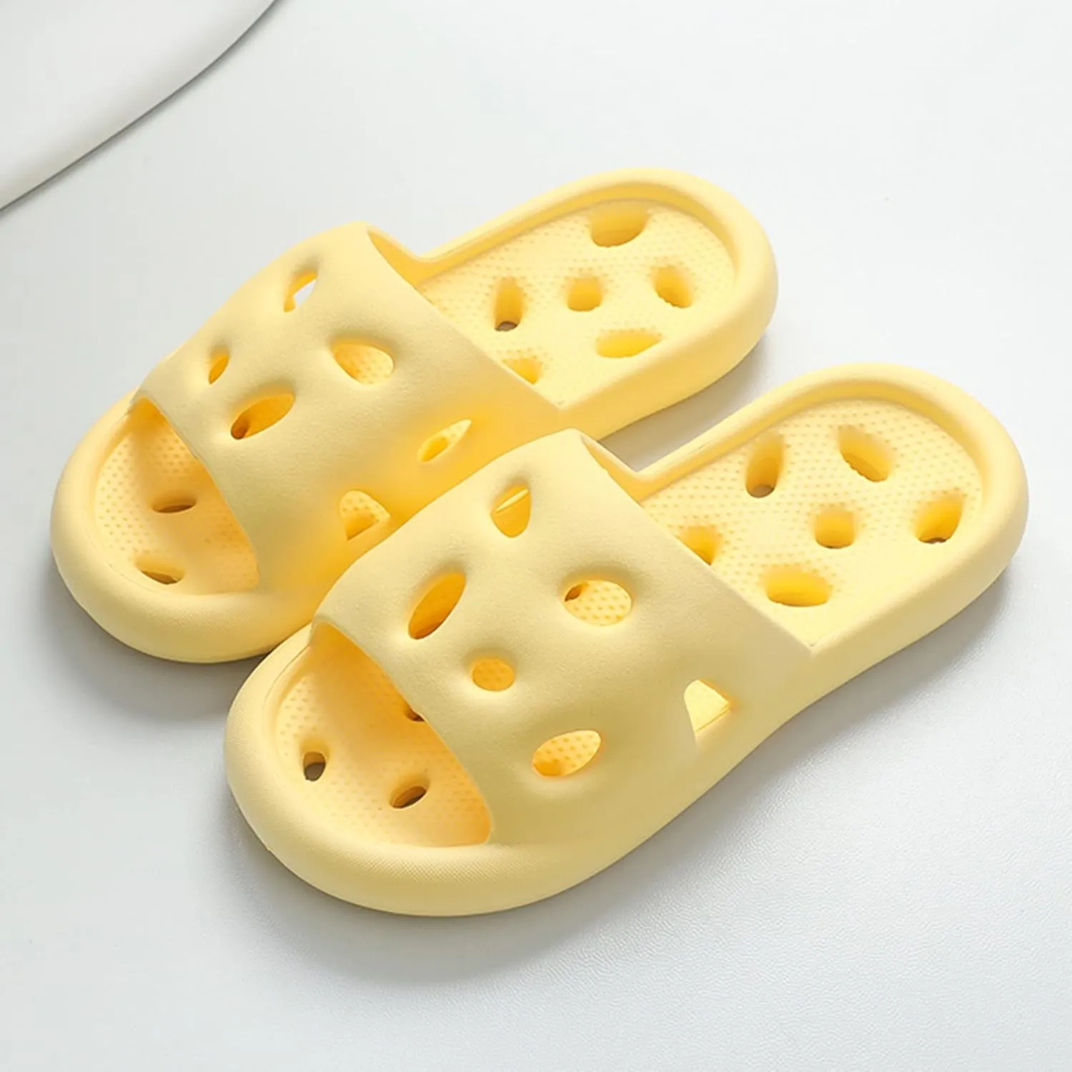 Indoor Slippers Slippers with Arch Support for Women with Drainage Hole Water Shoe for Beach, Showers