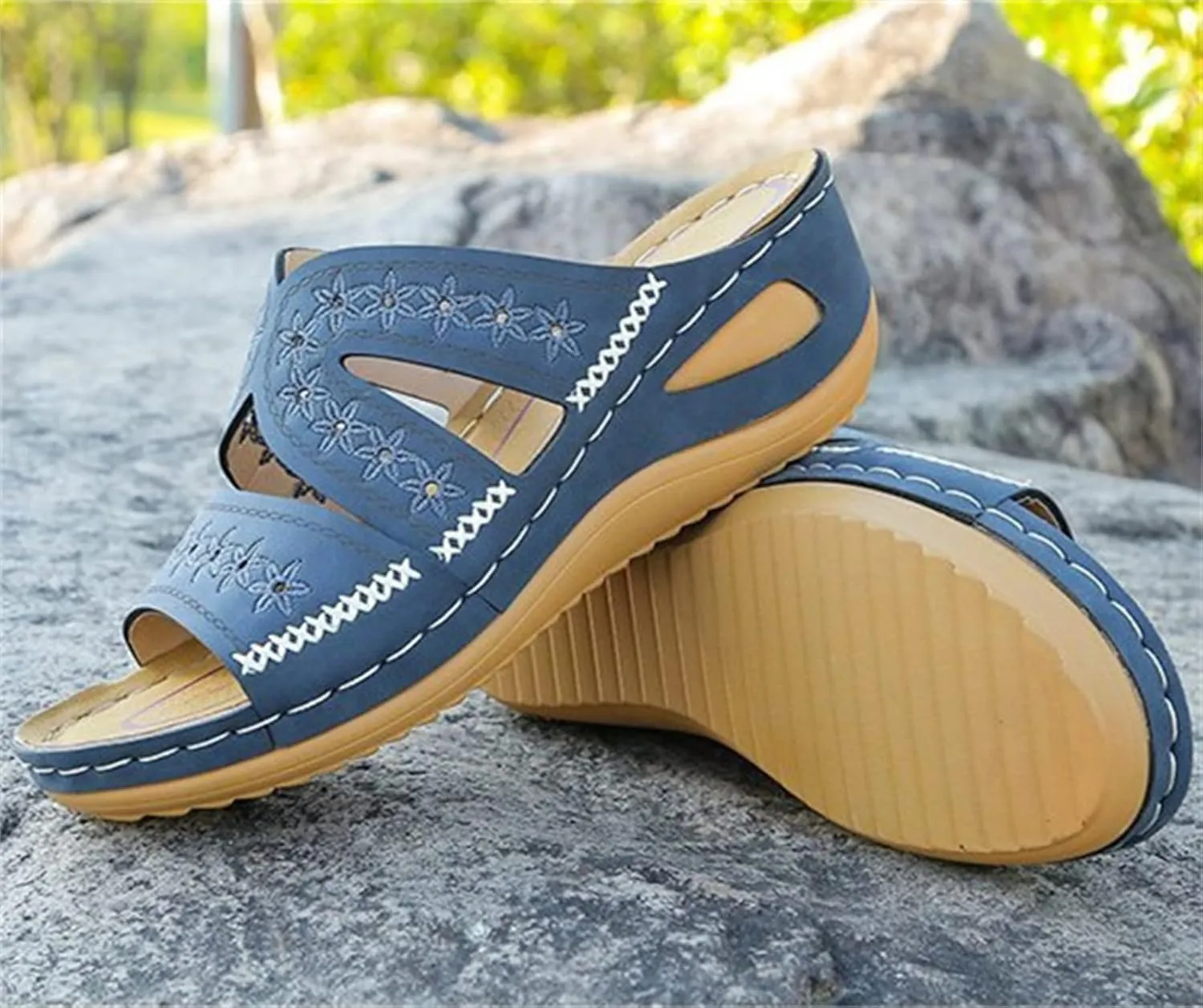 Ladmiple Sandals Women Dressy Summer Flat Walking Comfortable Arch Support Orthotic Flip Flops Cute Orthopedic Slides 2024