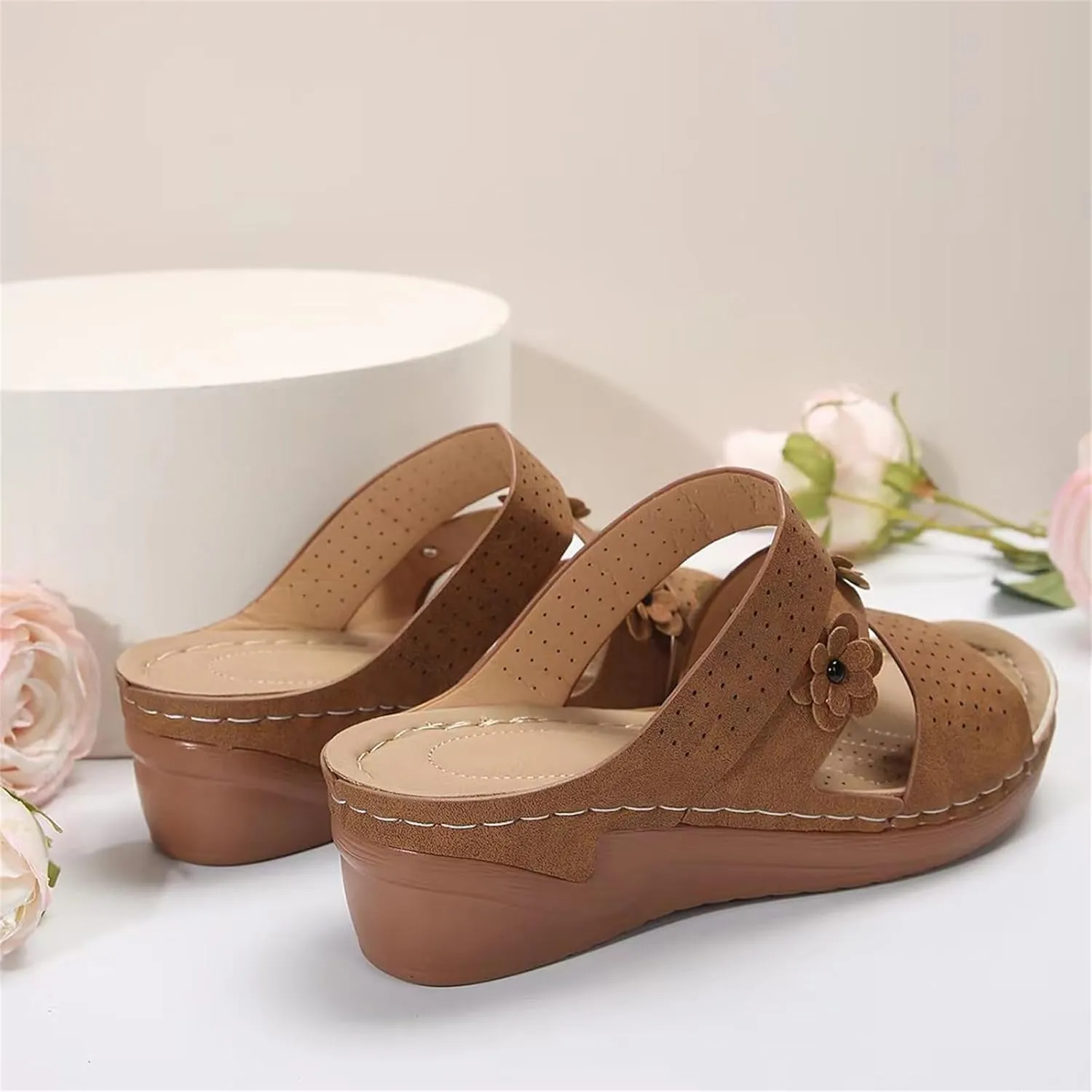 Ladmiple Womens Sandals Comfortable Arch Support Orthopedic Flip Flops Soft Dressy Summer Beach Shoes Orthotic Slides 2024