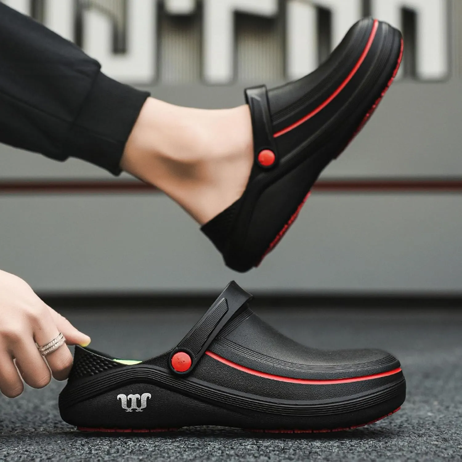 SECHRITE Men's Women's Work Clogs - Unisex Garden Chef Shoes Non Slip Waterproof Nurse Kitchen Food Service Shoes