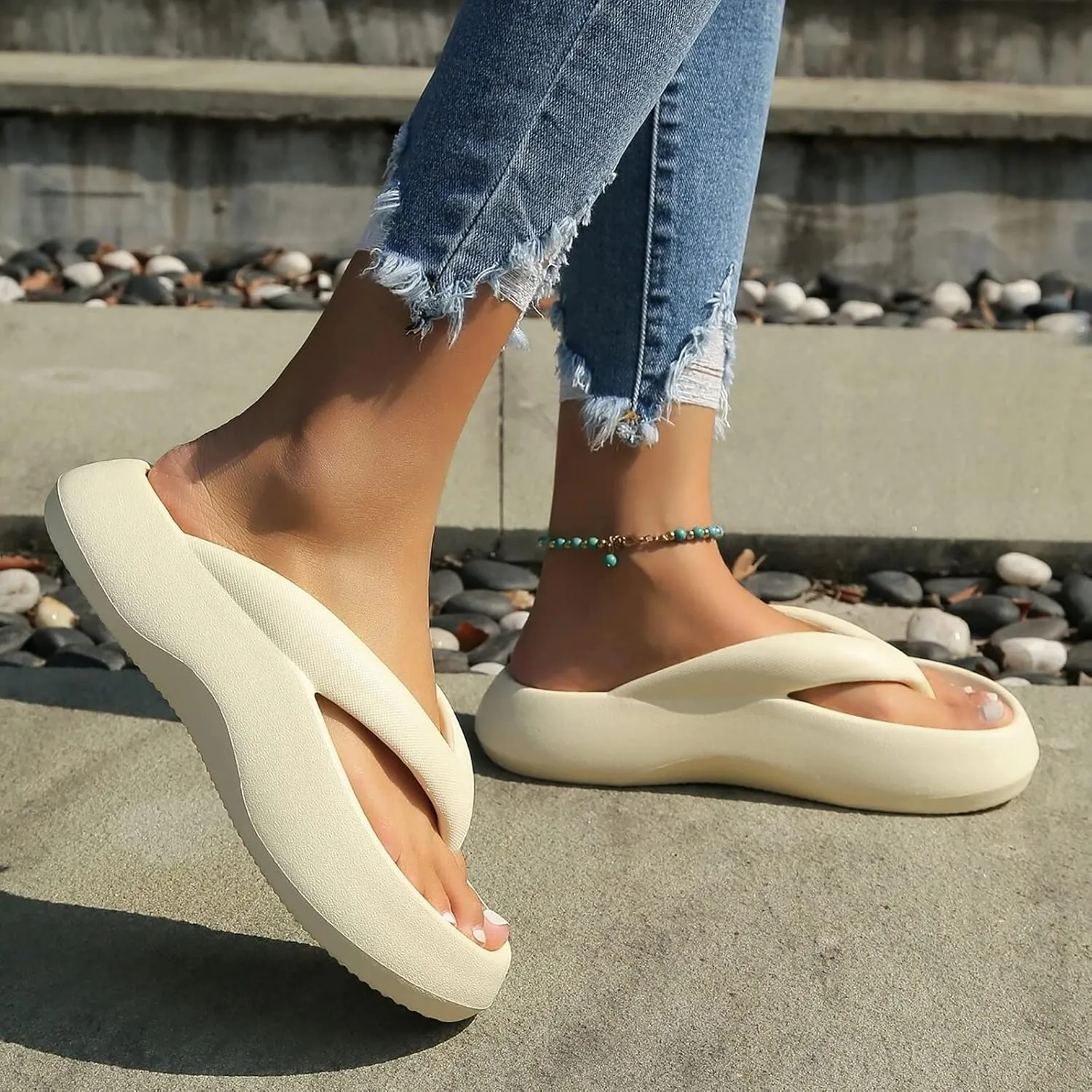 Women's Flat Slippers Indoor Home Beach Non Slip Sandal Slim Sandals Lightweight Pillow Slippers for Women